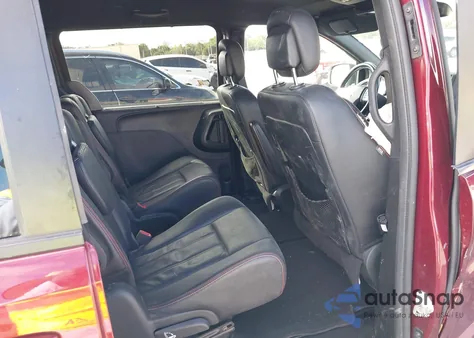 2018 Dodge Grand Caravan Gt z USA, uszkodzony, nr VIN 2C4RDGEG9JR199695